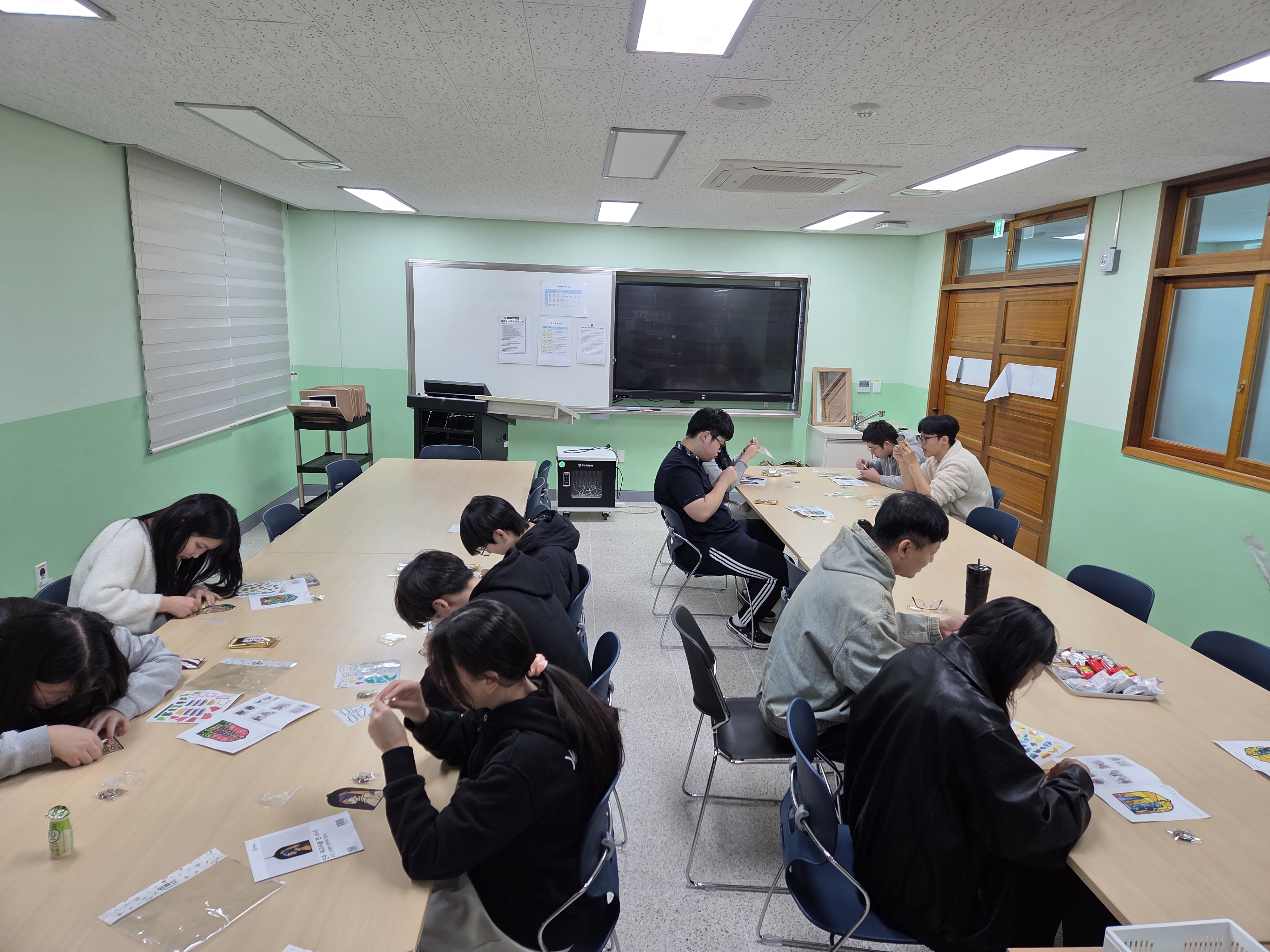 [학교도서관] 선캐처 만들기 행사_3